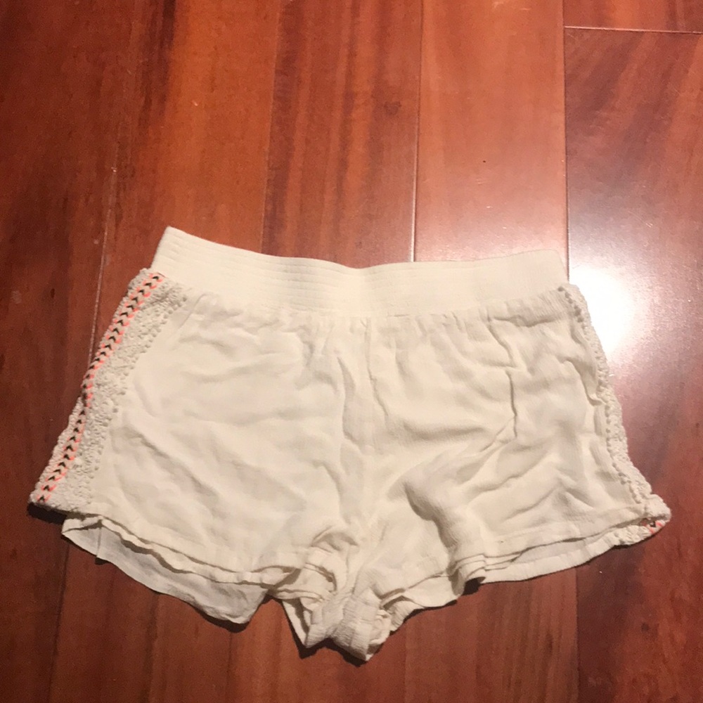LA hearts size s beachy shorts